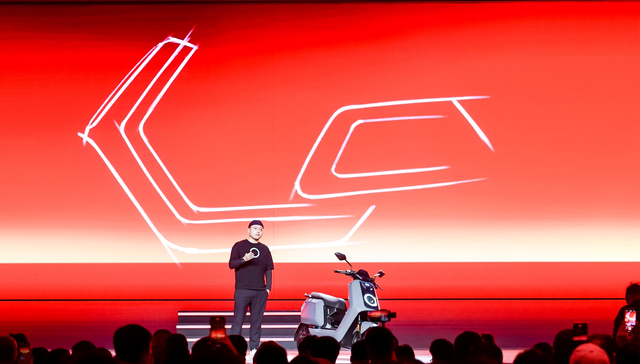 小牛电动抛出千家门店计划，销量下滑也要走高端路线