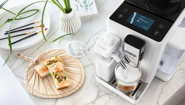 两大咖啡机巨头德龙和La Marzocco现在是一家人了