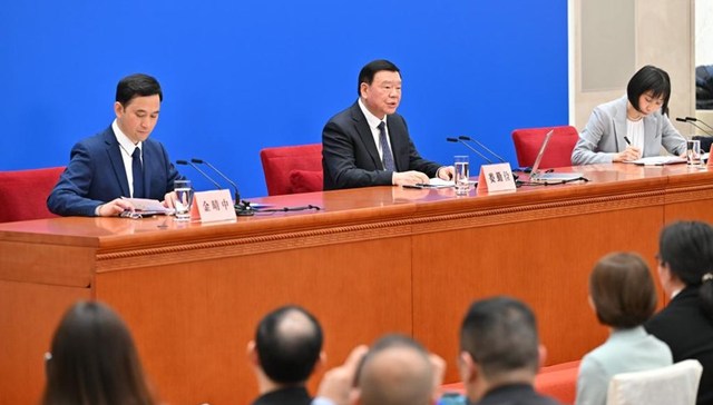 娄勤俭担任发言人，今年人大会议首场发布会答问要点来了