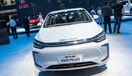 北汽蓝谷产能利用率仅约一成