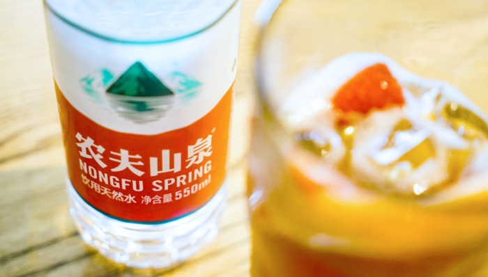 钟睒睒,品牌营销,农夫山泉,