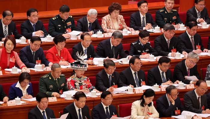 解运亮:政府工作报告值得重视的新变化