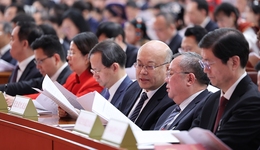 专家总结政府工作报告六大关键词，解码2024宏观政策走向 | 两会·最热烈