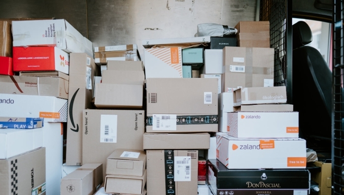 快递物流,价格战,行业规范,快递驿站,