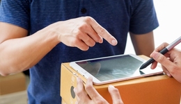 “快遞新規(guī)”爭議背后：誰在害怕送貨上門？