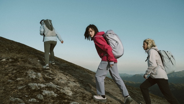 始祖鸟不想也不能错过“妇女节”