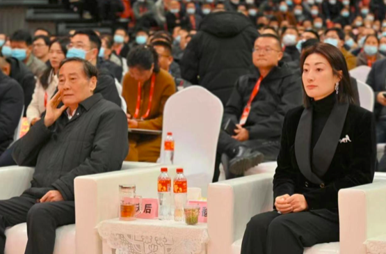 宗馥莉,接班,女性,女继承者