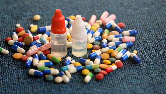 阿托品首次获批用于延缓儿童近视，但争议仍未消散