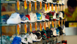 贵人鸟，一个鞋王的坠落