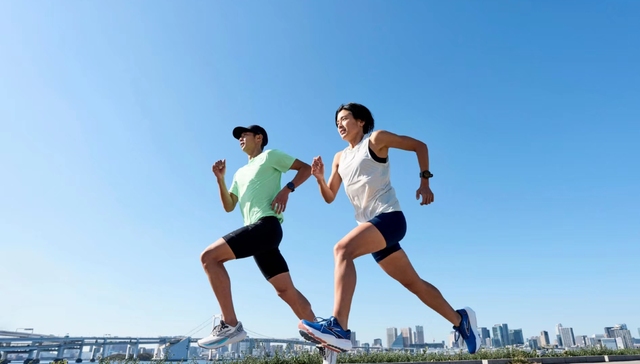 Brooks追不上昂跑和HOKA，急需大调整