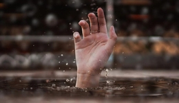 海外業(yè)務(wù)，名創(chuàng)優(yōu)品暫時(shí)的救命稻草