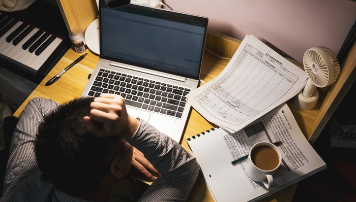 贫富差距,工作,过劳死,资本主义,劳动者