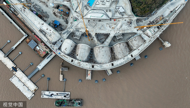 前两月新增信贷近6.4万亿元，企业贷款结构改善明显