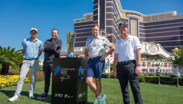 谁上了中国高尔夫“商战”的牌桌？