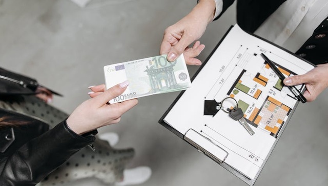 中产家庭,社交媒体,房产交易,降价,卖方市场,