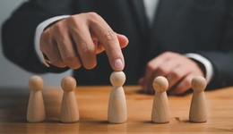 信托业春招抢人，月薪5万招投资经理