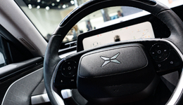 二次创业第三年，小鹏汽车的险境与险棋