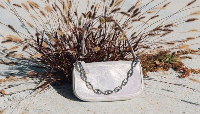 网红鞋包品牌BY FAR在中国水土不服