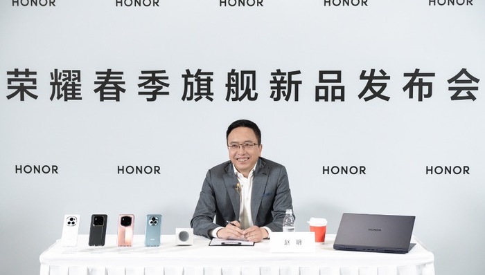 闪电快讯｜荣耀CEO赵明：全新AI战略自荣耀独立时就已经开始布局