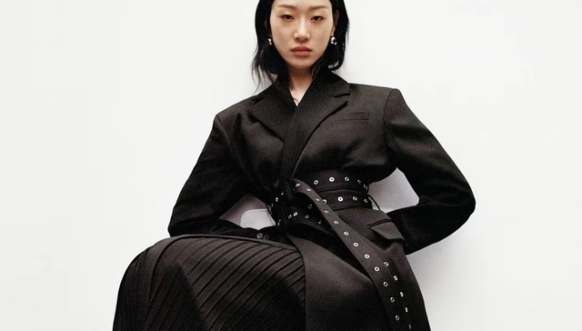 H&M新联名系列解锁低调叛逆穿搭，PRADA多口袋邮差包 | 是日美好事物