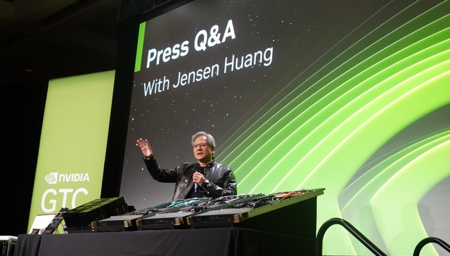 对话黄仁勋：英伟达难以放弃与中国或亚洲供应商合作