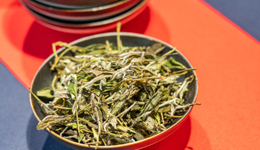 贵价茶叶产区成谜，竹叶青茶是“行业黑马”还是“韭菜镰刀”？