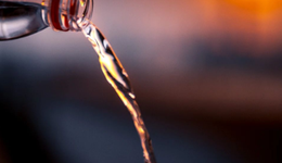 农夫山泉第一，它第二