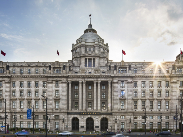 打造金融创新“桥头堡”，浦发银行担纲上海国际金融中心建设重任