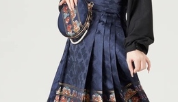 一条马面裙的SWOT分析：为什么是它成为超级爆品