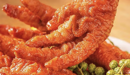 網(wǎng)紅王小鹵，困在“價(jià)格”里