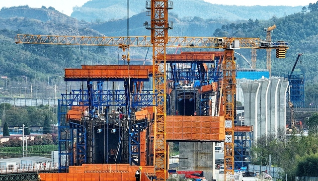 平均每6.5人就有1个老板，浙江民营企业500强数量连续25年居全国首位