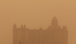 【图集】沙尘暴黄色预警持续，北方10余省区市受波及