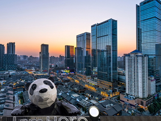 一个受益人口转移一个被城镇化率拖后腿，成渝双城人口分化趋势明显