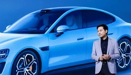 SU7定价21.59万元，雷军一秒变“雷神”