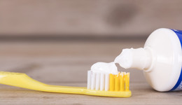 两面针又扭亏了，靠的却不是品牌牙膏