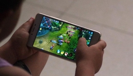 騰訊游戲駛?cè)搿安砺房凇? class=