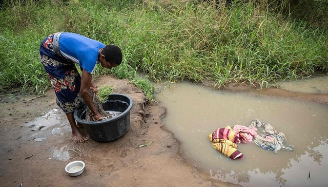 莫桑比克,ISIS,霍乱,沉船