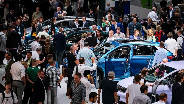 古诺特·瓦格纳、魏尚进：欧美应如何回应中国电动汽车补贴？