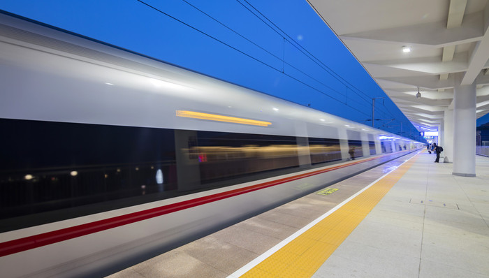 “高铁第一省”山东如何做大做强交通区位优势？