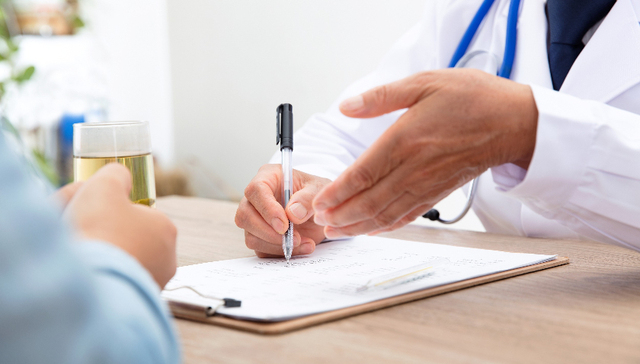 这种近年展开的医保支付方式导致医院亏损？医保局表示“背不动这个锅”