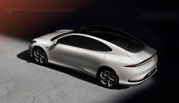 智己：副业造车，主业“小米卧底”