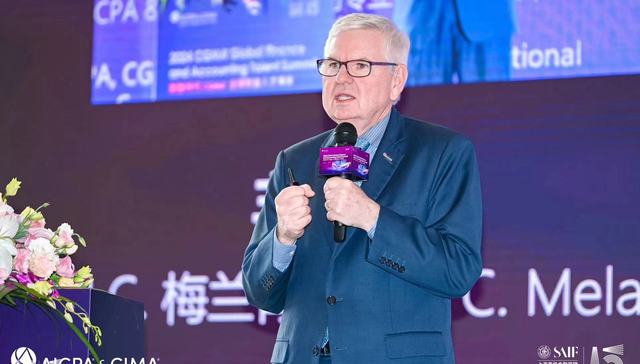 【专访】国际注册专业会计师公会柏瑞·梅兰肯：人工智能不会取代会计行业，会计师应积极拥抱新技术