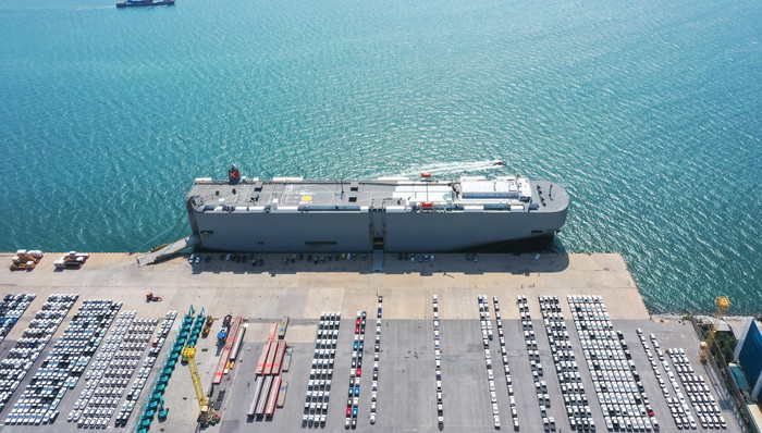 万千气象看上海 | 订单排至2028年，中国船厂拿下全球超八成汽车运输船新订单 | 中国经济新动能