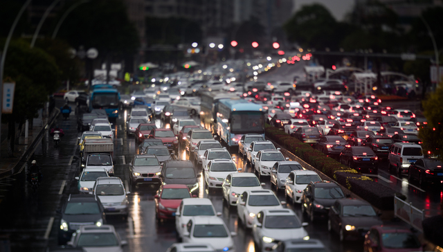 广东启动“以旧换新”，在汽车、家电存量中撬动增长拐点