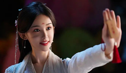 《执笔》破圈，给内卷精品短剧带来新思路？