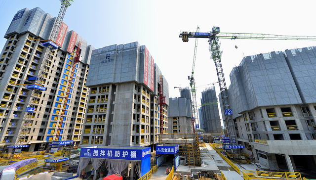 中央要求全力保障在建房地产项目按时保质交付，释放了什么信号？