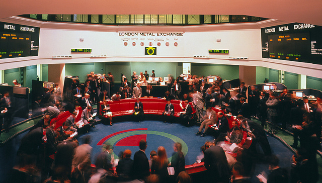 美英对俄金属实行新制裁，伦铝盘中涨创37年来最大涨幅