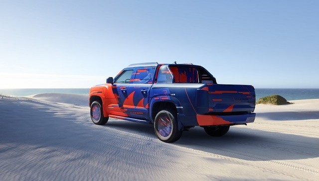 比亚迪首款新能源皮卡实拍图曝光，对标丰田海拉克斯等车型