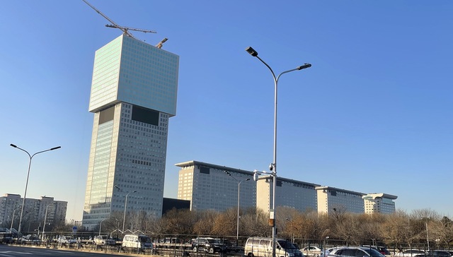 北京盘古大观4处公寓打对折售出，商业项目一个月内降价近9亿依旧流拍