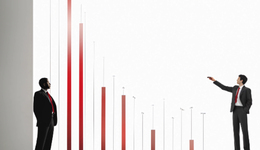 新“國九條”后8家公司業(yè)績預告變臉：鴻博股份盈轉虧，名家匯下修后恐“戴帽”